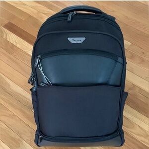 Targus 15.6" Mobile VIP Checkpoint-Friendly Backpack w/SafePort - Lrg